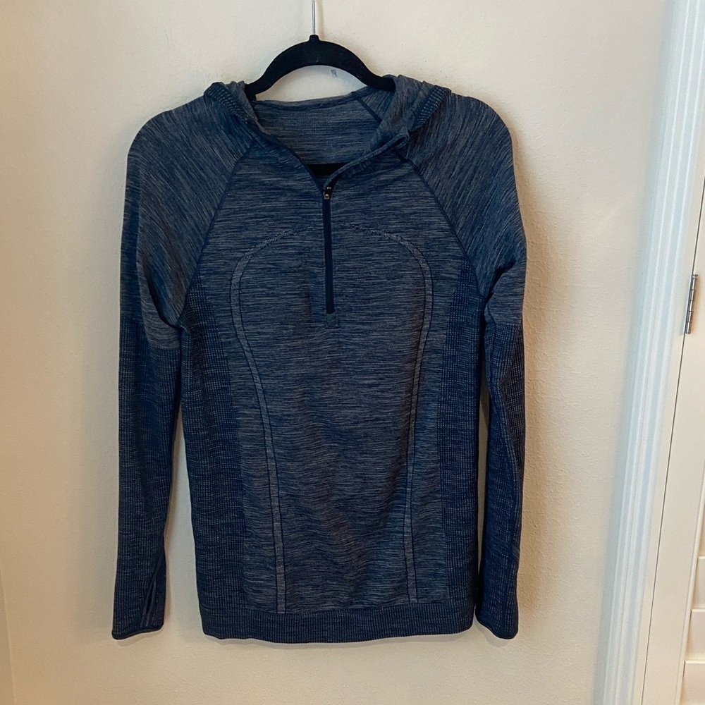 Lululemon Run Swiftly 1/2 Zip Hoodie Heathered Blue Size 10 Thumbholes